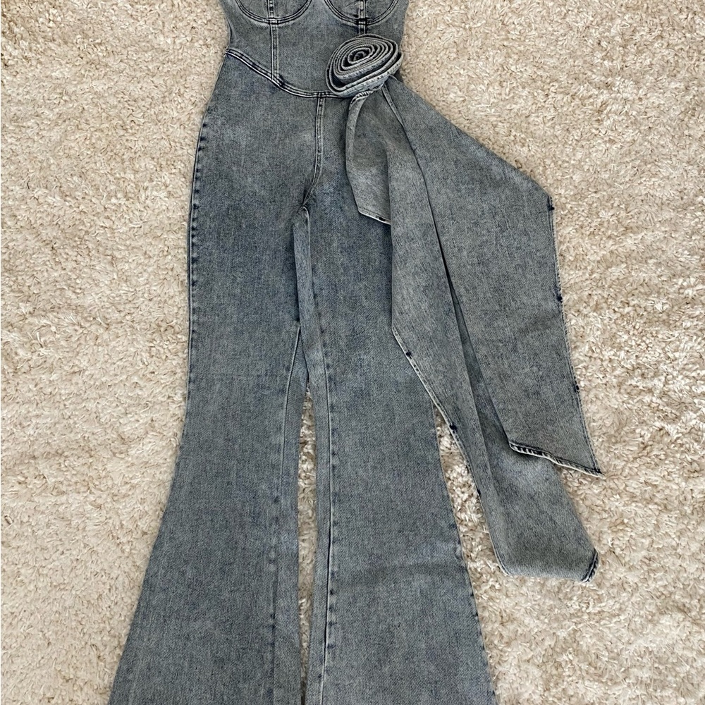 Fashion Nova Focus On Me Denim Jumpsuit with Floral Choker - Picture 6 of 6